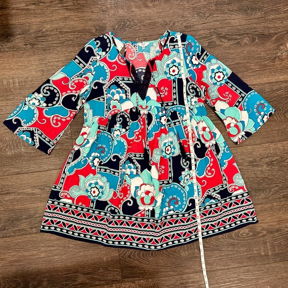 Crown & Ivy floral paisley tunic, size medium - Picture 3 of 7